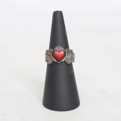 Ring (Silber, Rot) Unbekanntes Metall