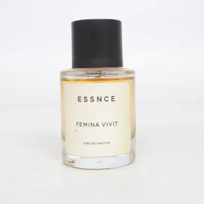 Eau de Parfum (FEMINA VIVIT) från Essnce