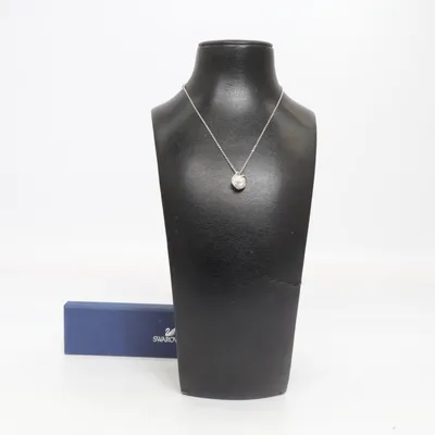 Halsband (Silverfärgad, Vit) från Swarovski Okänd metall