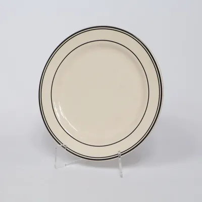 Plate (White) from Design by Lagerhaus