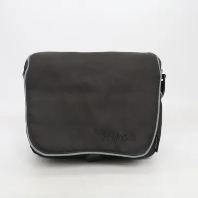 Kameraväska (Svart) från Nikon
