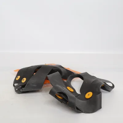 Broddar (Svart) från Nora