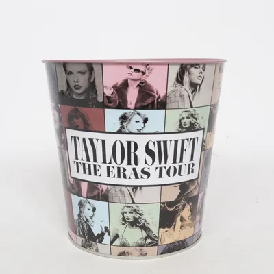 Hink (Taylor Swift / merch / limited edition / samlarobjekt ) från Golden Link
