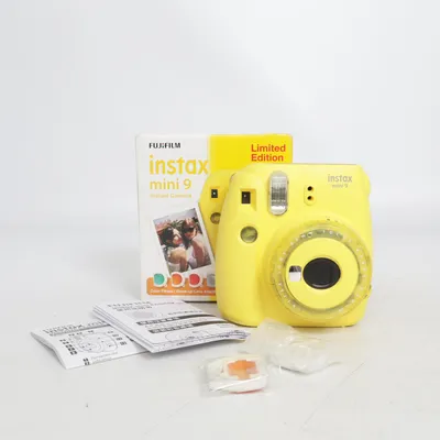 Polaroidkamera (Instax Mini 9) från Fujifilm