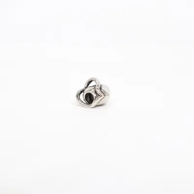 Berlock (Silverfärgad) Okänd metall