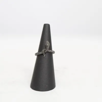 Ring (Sort, Guld) Ukendt metal