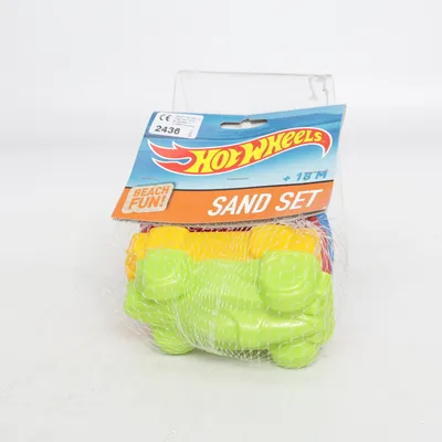 Sandbox toys (Beach Fun) from Hot Wheels