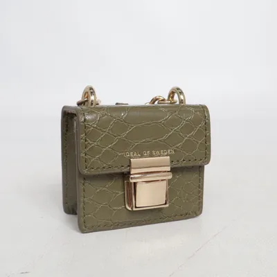 Wallet (Green) from iDeal of Sweden
