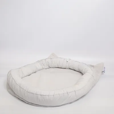 Nid de bébé (Mer som ny då den knappt är använd ) de Babynest