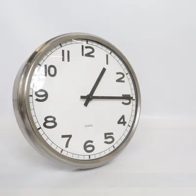 Wandklok (FUGG) van IKEA