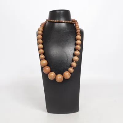 Necklace (Brown, Green) Unknown metal