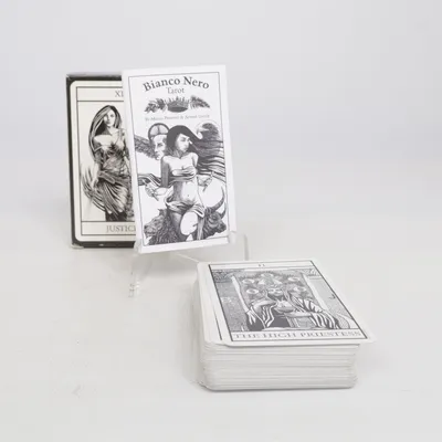 Tarot cards from Lo Scarabeo