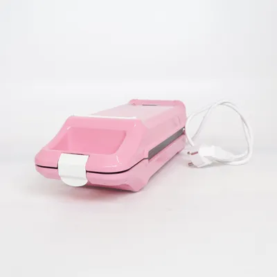Våffeljärn (Rosa) från Emerio