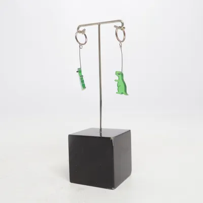 Earrings (Green) Unknown metal