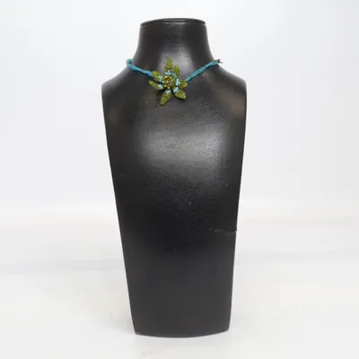 Collier (Bleu, Vert) Métal inconnu