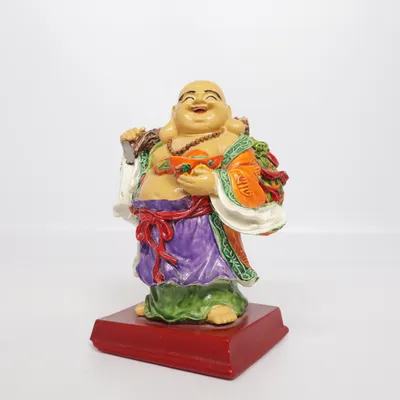 Figurine (Multicolored)