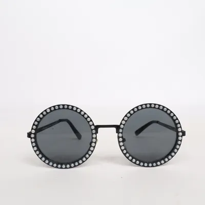 Solglasögon (Svart) från Specially Designed for Montini