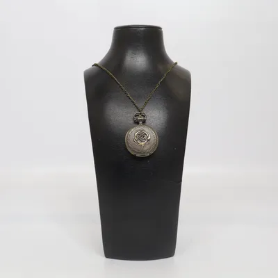 Halsbandsur (Grå) Okänd metall