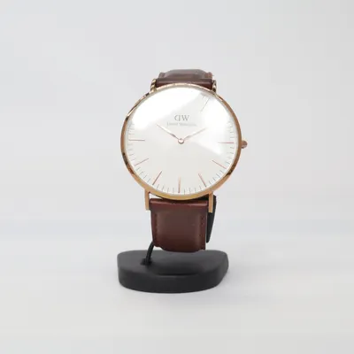 Polshorloge (Bruin) van Daniel Wellington