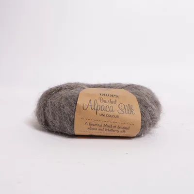 Garn (Brushed Alpaca Silk) von Drops Alpakawolle, Seide