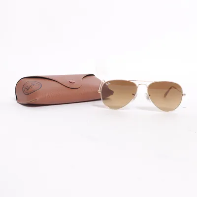 Solglasögon (3025) från Ray-Ban
