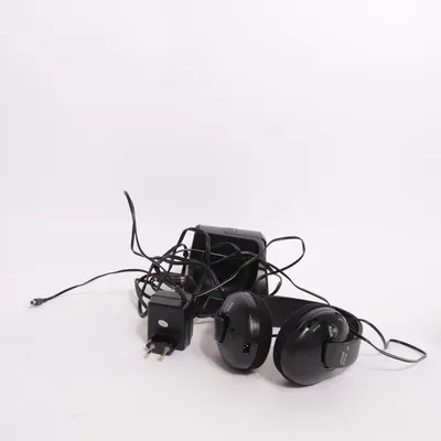 Headphones (T 305) from AKG