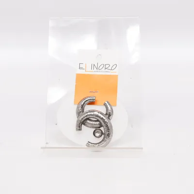 Brosch (Silverfärgad, Vit) från Elinor Okänd metall