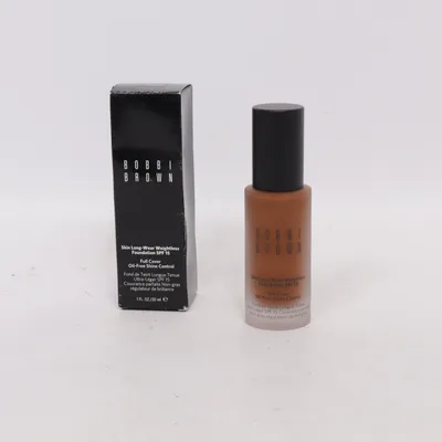 Foundation (Skin Long-Wear Weightless Foundation SPF 15) från Bobbi Brown
