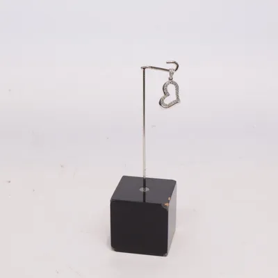 Pendant (Silver) Unknown metal