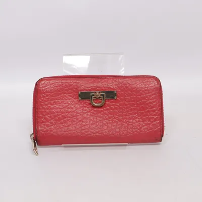 Wallet (Pink) from DKNY