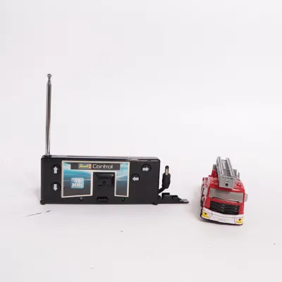 Radiostyrd leksak (Röd, Svart) från Revell