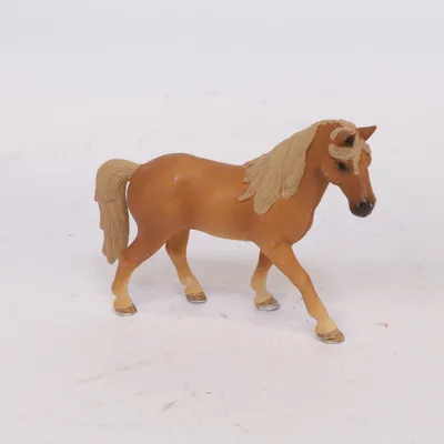Toy animal (Brown) from Schleich