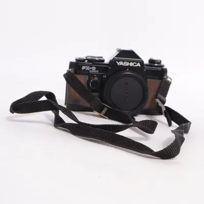 SLR camera (Fx-D Quartz) from Yashica