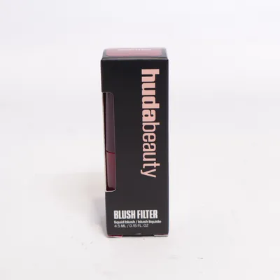Rouge (Blush Filter) von Huda Beauty