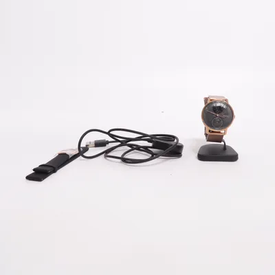 Smart watch (Gold, Black) from Nokia