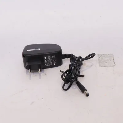 Mobile charger (P030we120b) from Netgear