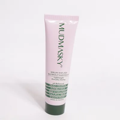 Hårserum (Serum-Infused Blowout Hair Balm) från Mudmasky