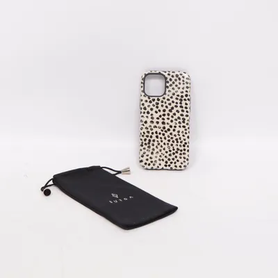 Mobilskal (Vit, Svart) från Burga