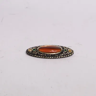 Brosch (Brun, Guldfärgad) Okänd metall