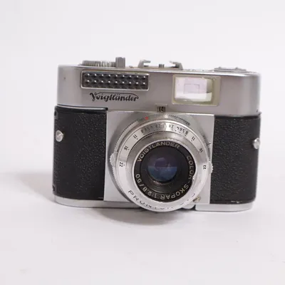 Analog compact camera (Vitomatic) from Voigtländer
