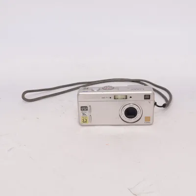Digital compact camera (DCM F1) from Panasonic