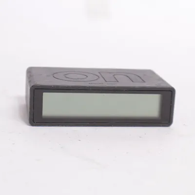 Clock radio (Flip+ Travel) from Lexon