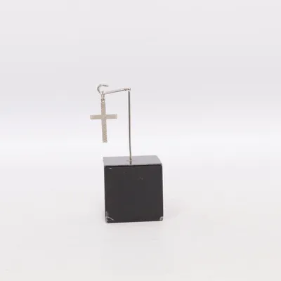 Pendentif (Argent) Métal inconnu
