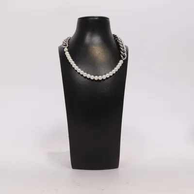 Necklace (White, Silver) from Common Lines By Brothers Unknown metal