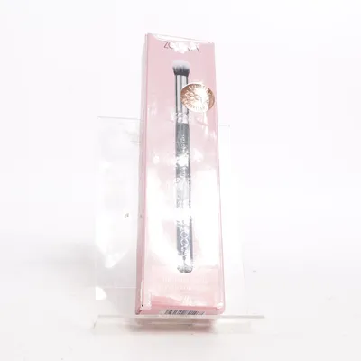 Pinceau de maquillage (Concealer Buffer) de Zoeva
