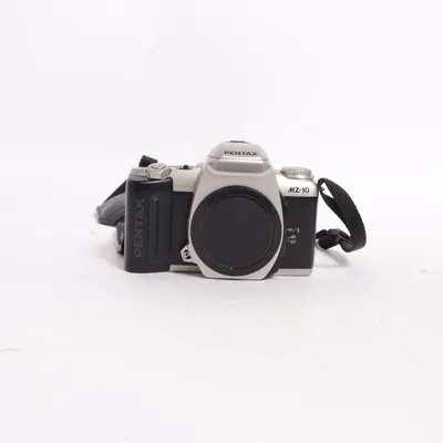 Analog systemkamera (Mz-10) från Pentax