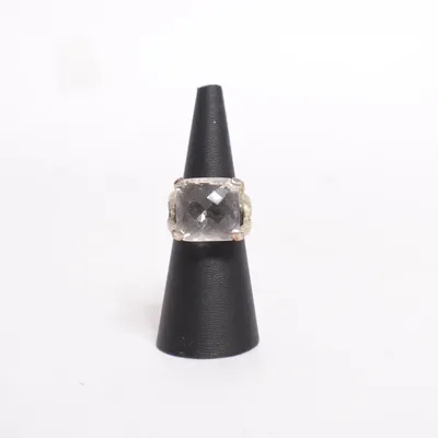 Ring (Silverfärgad) Okänd metall