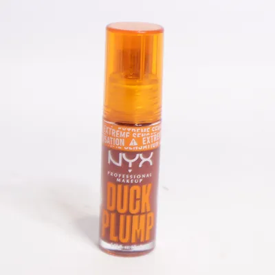 Läppglans (Duck Plump) från NYX Professional Makeup