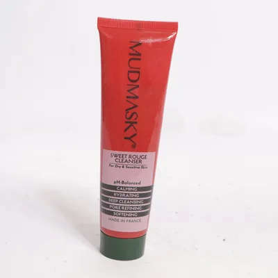 Gesichtsreiniger (Sweet Rouge Cleanser) von Mudmasky