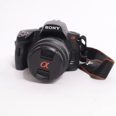 Systemkamera (DSLR-A390 / DT 3.5-5.6/18-55 SAM ) från Sony